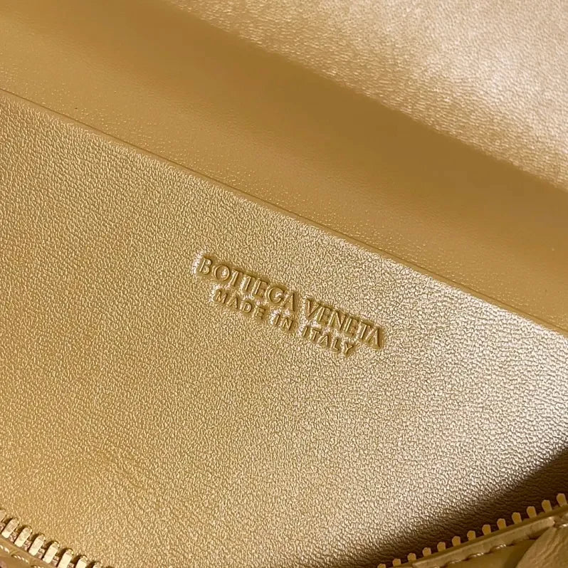 BOTTEGA VENETA WOVEN ZIPPER - Zabcart