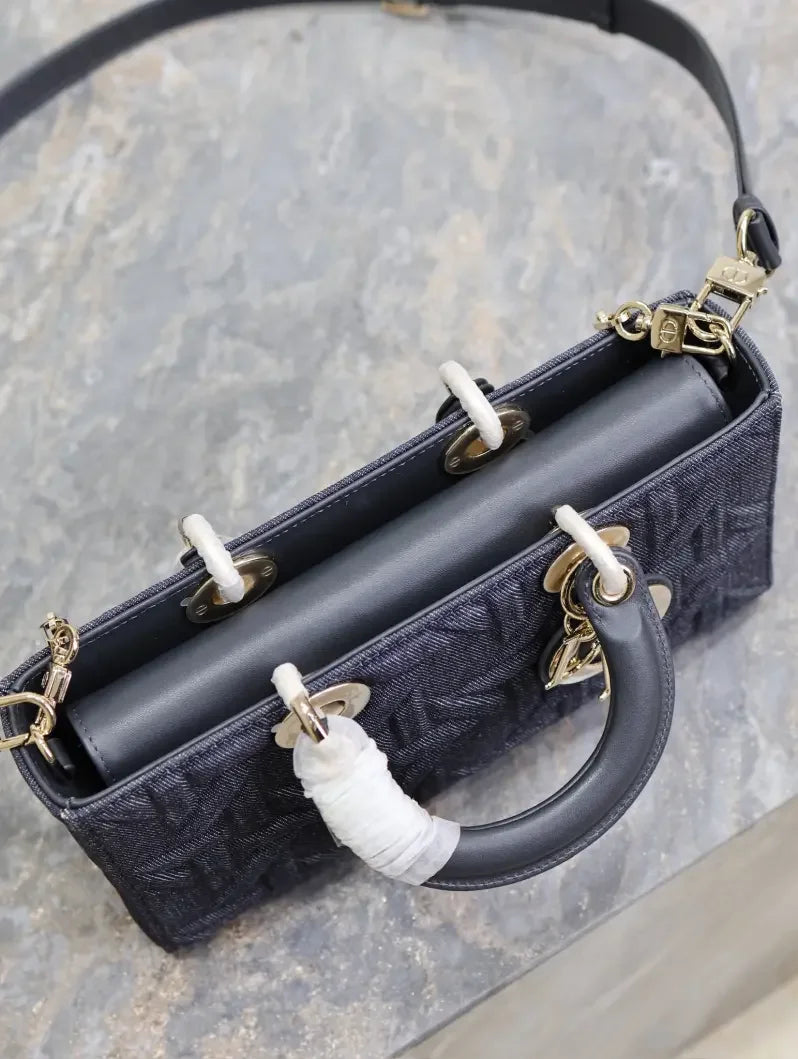 CHRISTIAN DIOR BAG - Zabcart